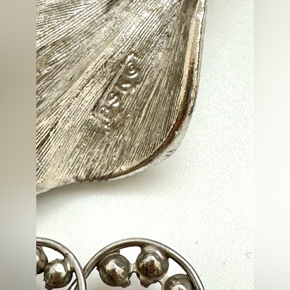 Vintage Brooch Lot - Picture 3 of 10